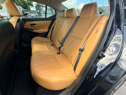 Used 2020 Nissan Sentra SV w/ SV Premium Package FWD image 19