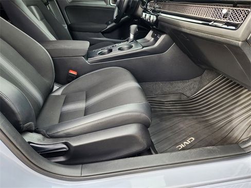 Used 2024 Honda Civic Sport image 27