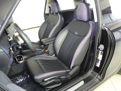 Certified 2025 MINI Cooper S image 22