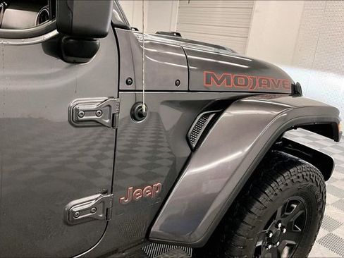 Used 2022 Jeep Gladiator Mojave w/ LED Lighting Group AWD/4WD image 11