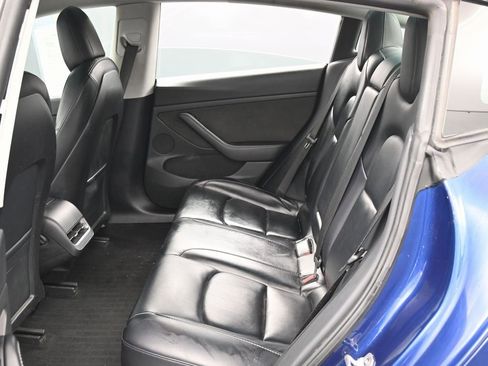Used 2022 Tesla Model 3 image 35