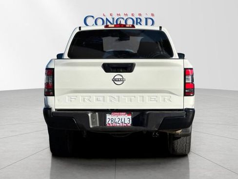 Used 2022 Nissan Frontier S image 5