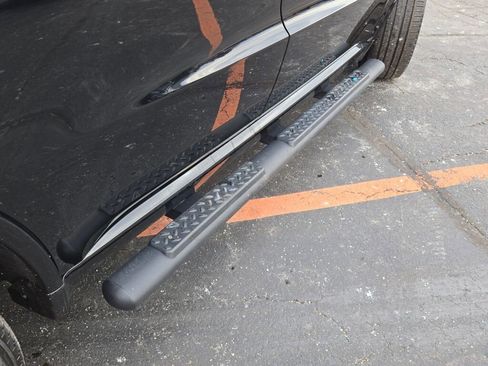 Used 2024 Dodge Durango GT image 11