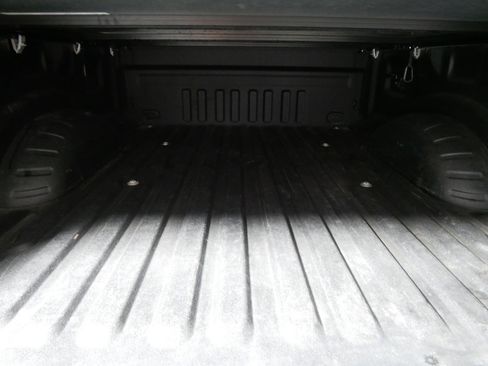 Used 2022 Ford F250 Lariat w/ Tremor Off-Road Package AWD/4WD image 18