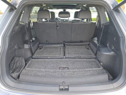 Used 2022 Volkswagen Tiguan SE R-Line image 15