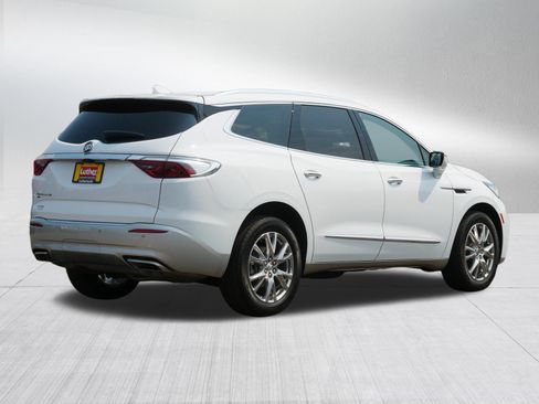 Used 2023 Buick Enclave Premium w/ Experience Buick Package AWD/4WD image 7