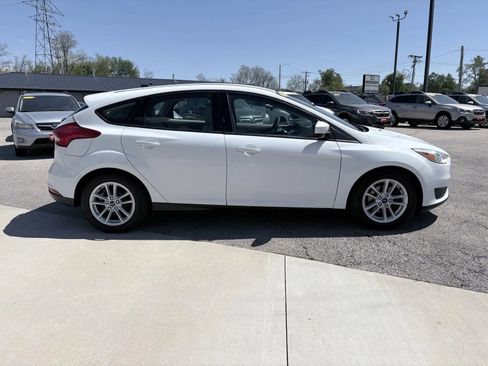 Used 2018 Ford Focus SE FWD image 7
