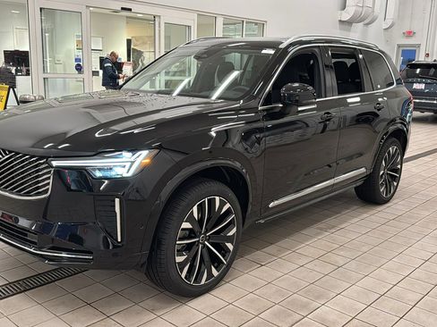 New 2026 Volvo XC90 T8 Plus w/ Protection Package Premier image 9