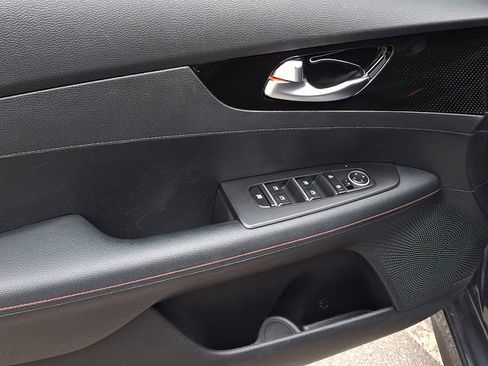 Used 2023 Kia Forte GT w/ GT2 Package image 12