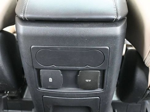Used 2023 Ford Explorer XLT w/ Equipment Group 202A AWD/4WD image 16