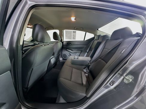 Used 2023 Nissan Altima 2.5 SV image 26