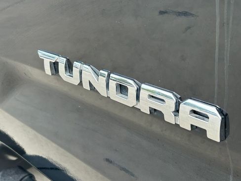 Used 2024 Toyota Tundra SR5 w/ SR5 Convenience Package AWD/4WD image 12