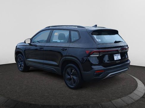 Used 2025 Volkswagen Taos S w/ Taos MDO Package FWD image 5