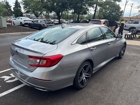 Used 2022 Honda Accord Touring image 5