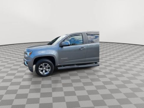Used 2019 Chevrolet Colorado Z71 AWD/4WD image 5