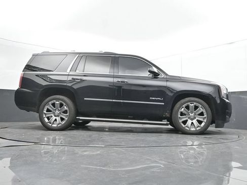 Used 2018 GMC Yukon Denali w/ Denali Ultimate Package AWD/4WD image 22