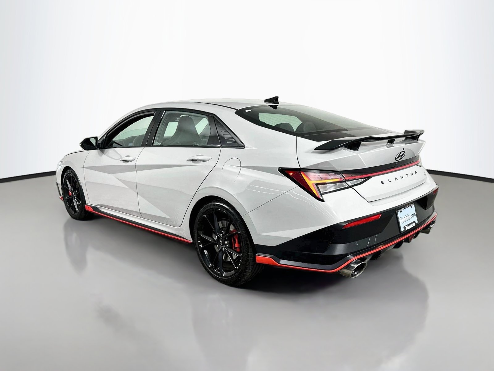 Used 2025 Hyundai Elantra N FWD image 5