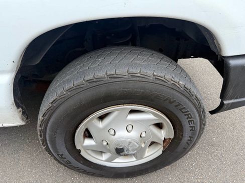 Used 2012 Ford E-250 and Econoline 250 w/ Commercial Cargo Van Pkg image 25