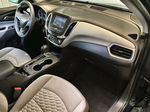 Used 2020 Chevrolet Equinox LS w/ LS Convenience Package image 27