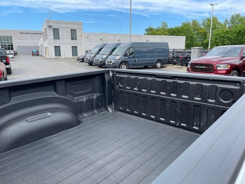Used 2022 RAM 1500 Big Horn RWD image 7