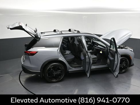 Certified 2026 INFINITI QX60 Sport w/ Dark Cargo Package AWD/4WD image 35
