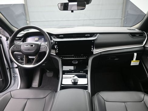 New 2026 Jeep Grand Cherokee L Limited image 27