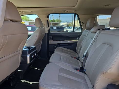 Used 2024 Ford Expedition Max Limited RWD image 19
