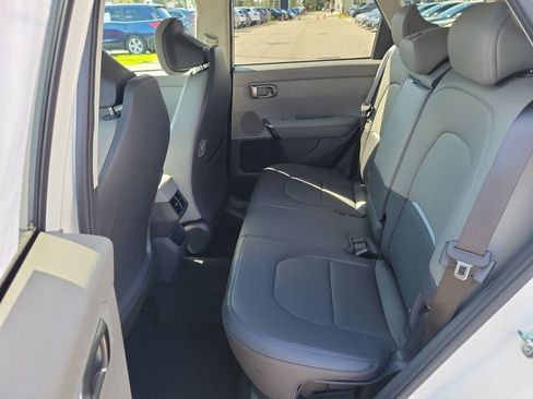 New 2027 Kia Seltos EX FWD image 16