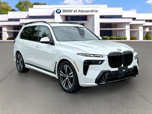 Used 2026 BMW X7 xDrive40i AWD/4WD image 1