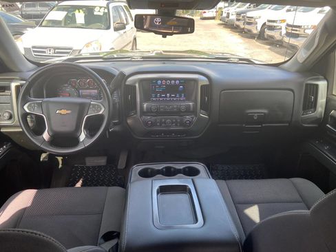 Used 2018 Chevrolet Silverado 1500 LT w/ LT Eassist Package RWD image 6