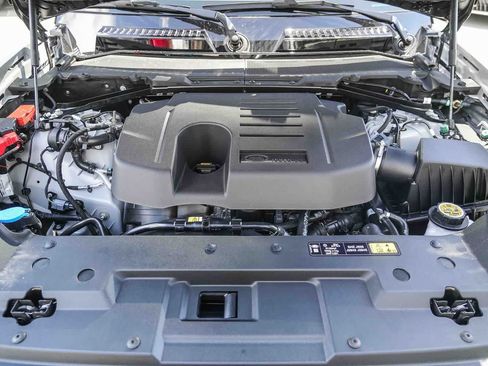 New 2026 Land Rover Defender 110 X AWD/4WD image 28