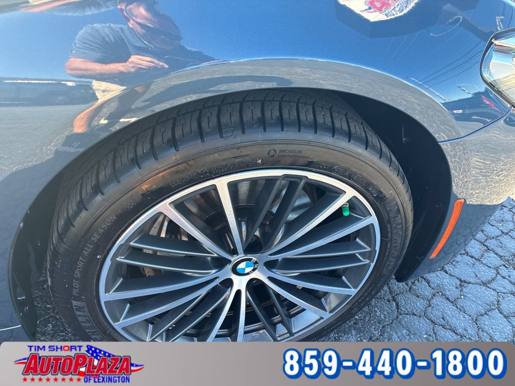 Used 2023 BMW 540i xDrive AWD/4WD image 16