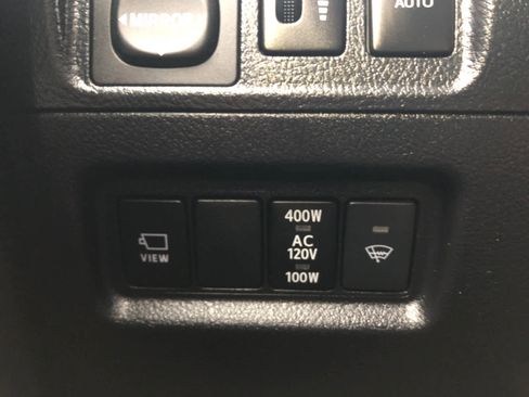 Used 2023 Toyota 4Runner Limited image 11