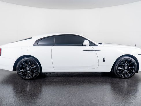 Used 2019 Rolls-Royce Wraith image 5