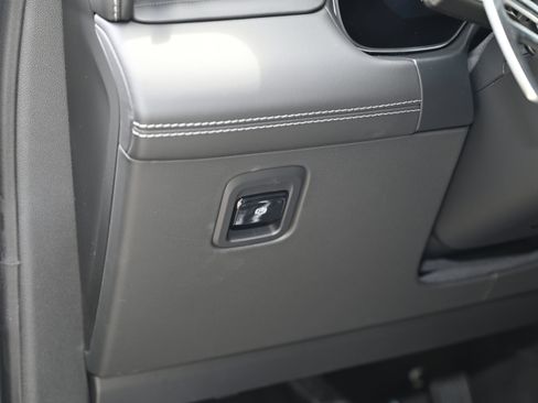 New 2025 Maserati Grecale GT image 22