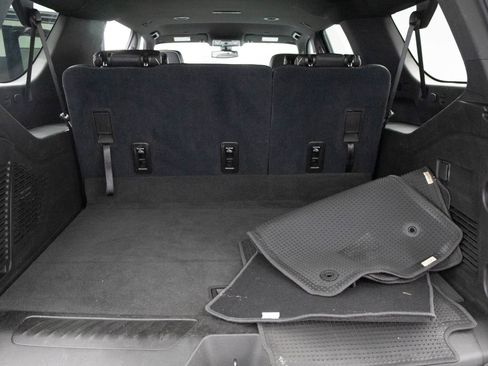 Used 2021 GMC Yukon XL SLT image 31