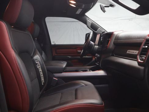 Used 2019 RAM 1500 Rebel AWD/4WD image 9