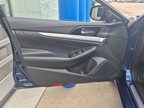 Used 2019 Nissan Maxima 3.5 SL w/ Floor Mat Group FWD image 12