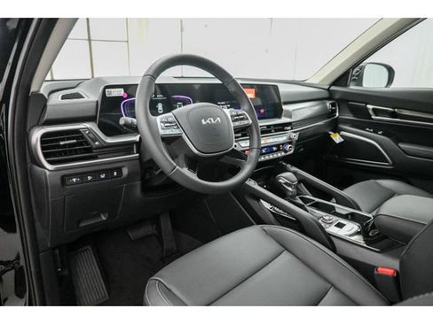 New 2025 Kia Telluride S image 20