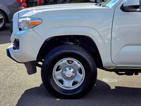 Used 2023 Toyota Tacoma SR AWD/4WD image 5