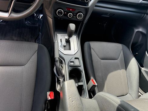 Used 2022 Subaru Crosstrek 2.0i image 8