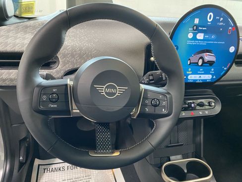 Used 2025 MINI Cooper S FWD image 24