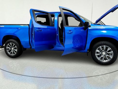 Used 2025 Chevrolet Silverado 1500 LT AWD/4WD image 14