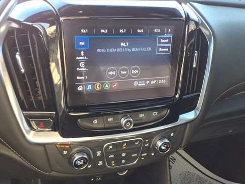 Used 2022 Chevrolet Traverse Premier w/ Redline Edition image 26