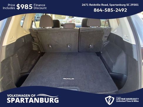 Used 2023 Nissan Rogue SV image 8