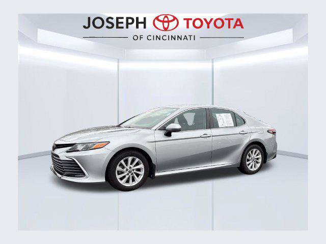Certified 2022 Toyota Camry LE AWD/4WD image 1
