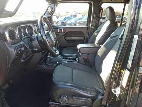 Used 2020 Jeep Wrangler Unlimited Sport image 16