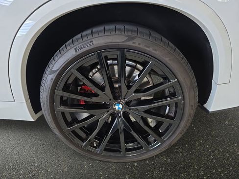 Used 2024 BMW X5 M60i w/ Executive Package AWD/4WD image 32