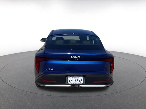 Used 2025 Kia K4 LXS image 12