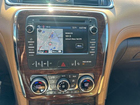 Used 2017 Buick Enclave Leather w/ Trailering Package AWD/4WD image 33